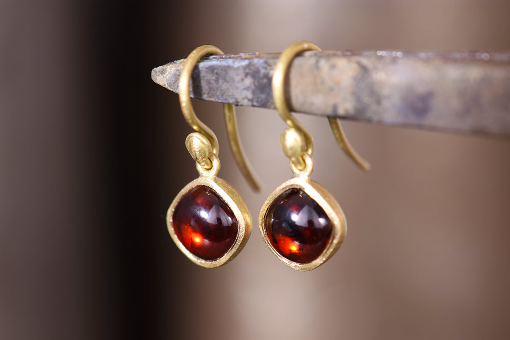 Frenchwire Earrings with Garnet
