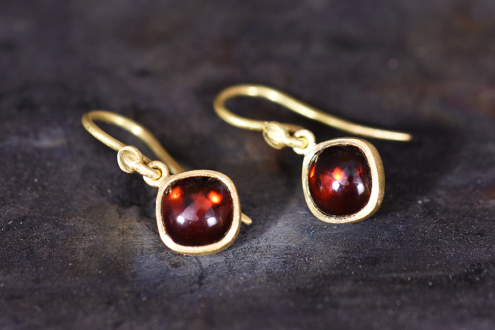 Frenchwire Earrings with Garnet