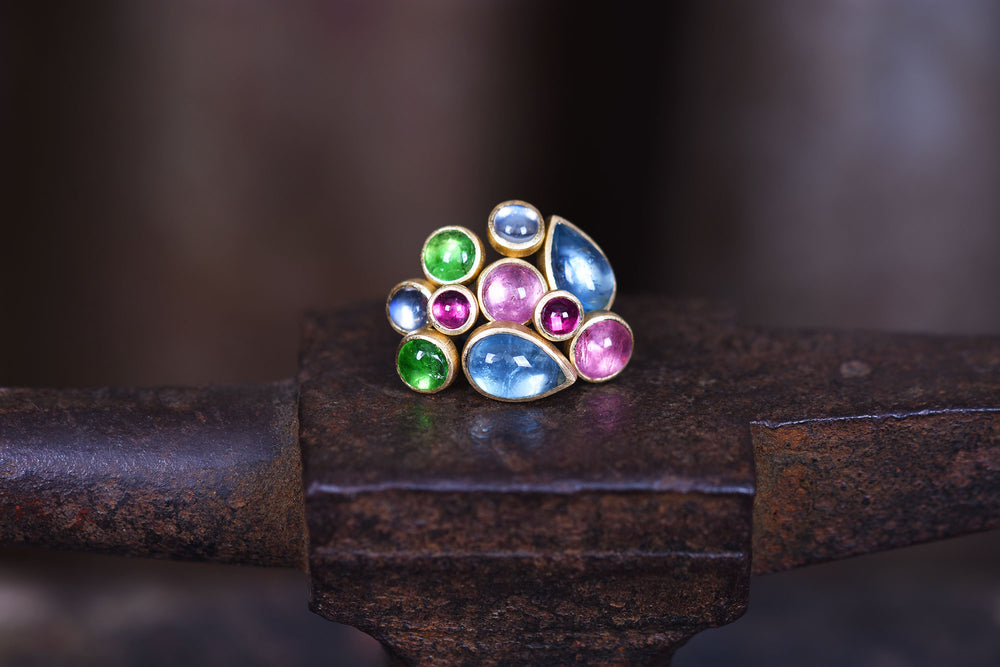 Puri Stud Earrings